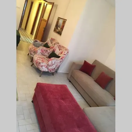 Daire Sahil Bandına 100 mt Site içinde 2+1 daire Fethiye