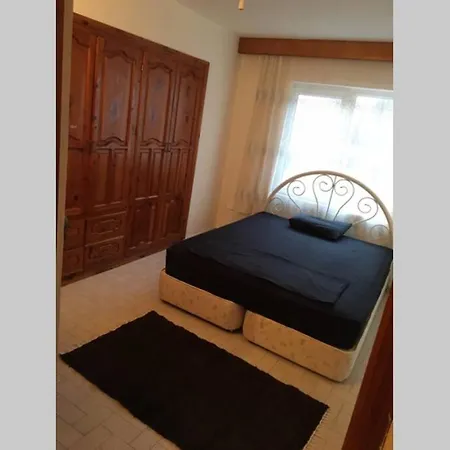 Sahil Bandına 100 mt Site içinde 2+1 daire Daire *